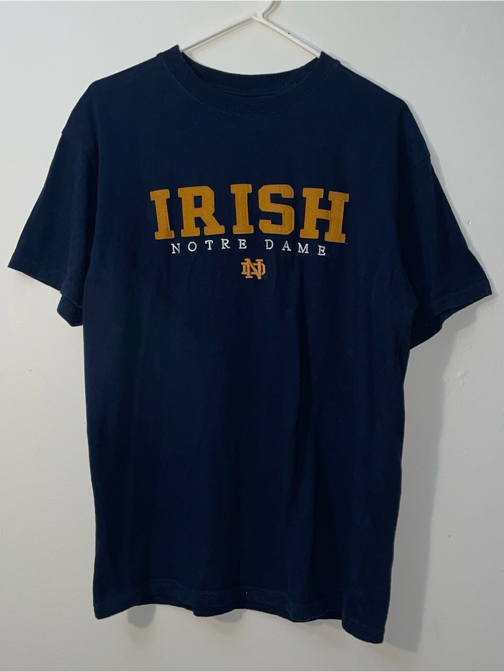 VTG Y2K Notre Dame Fighting Irish Felt/Embroidered Lettering Navy T-Shirt
